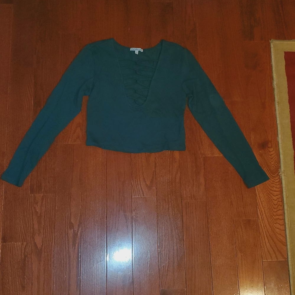 Green crop top